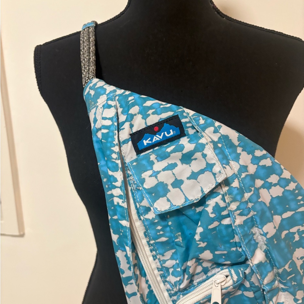 KAVU Rope Sling Bag - Picture 2 of 10